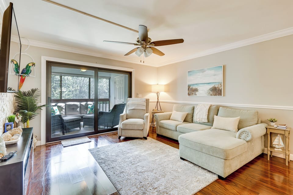 Fort Myers Vacation Rental | 2BR | 2BA | 980 Sq Ft | Step-Free Access (Elevator)