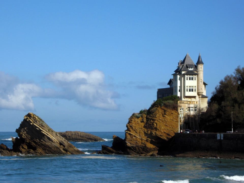 Discover iconic local architecture during a memorable day trip.