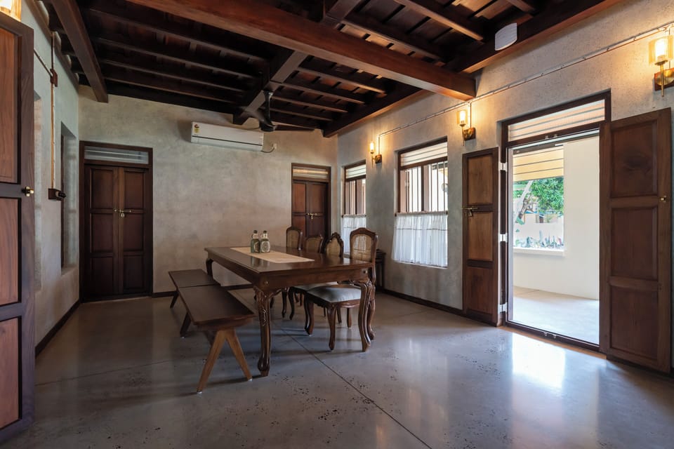 Dining room, ground floor