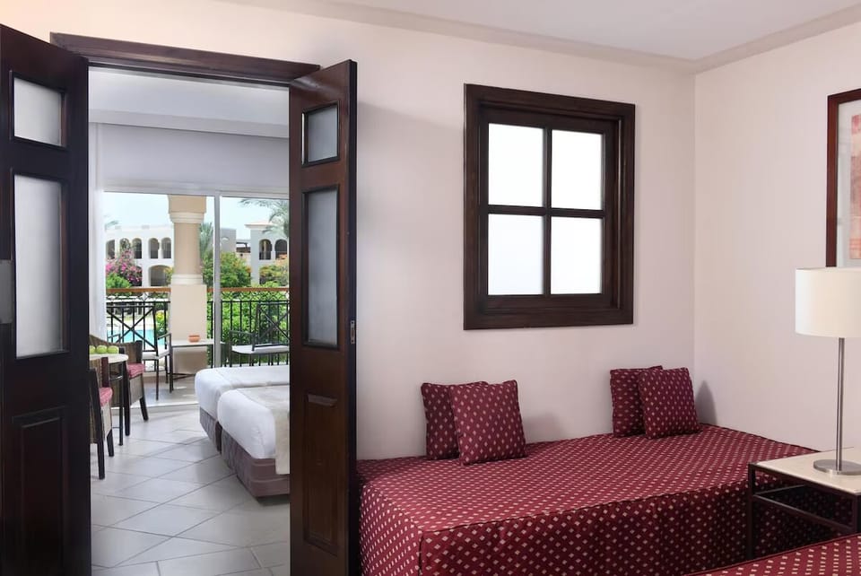 Rest easy in an extra sleeping nook, calm and quiet.
