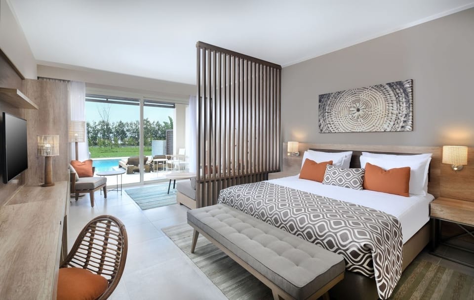 Wake to sunshine and step straight out to the pool.