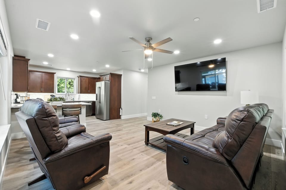 Nice large living room with plenty of seating.