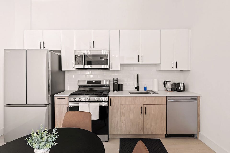 Full Kitchen