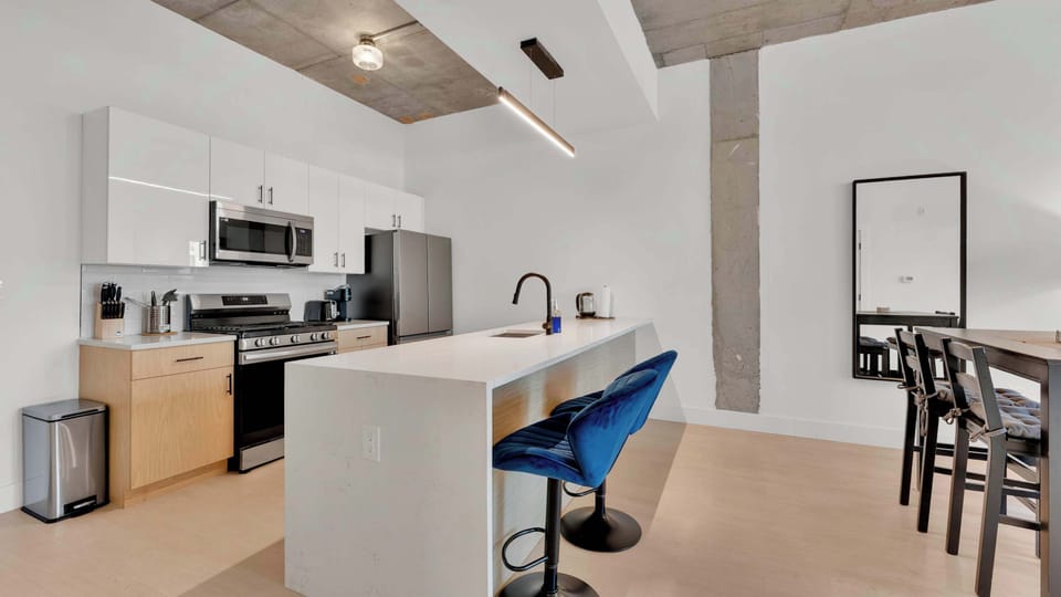 Full Kitchen