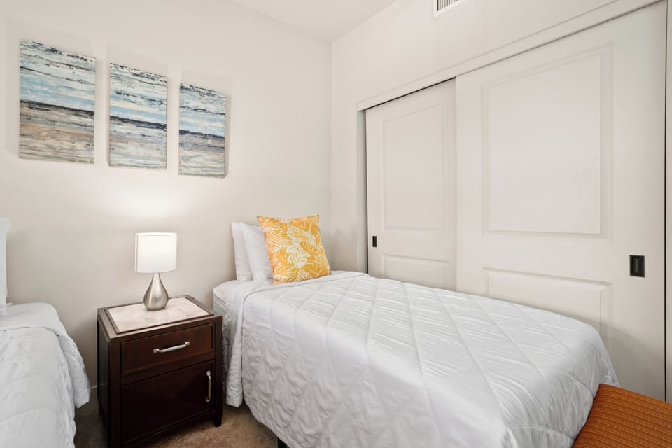 Twin Bedroom