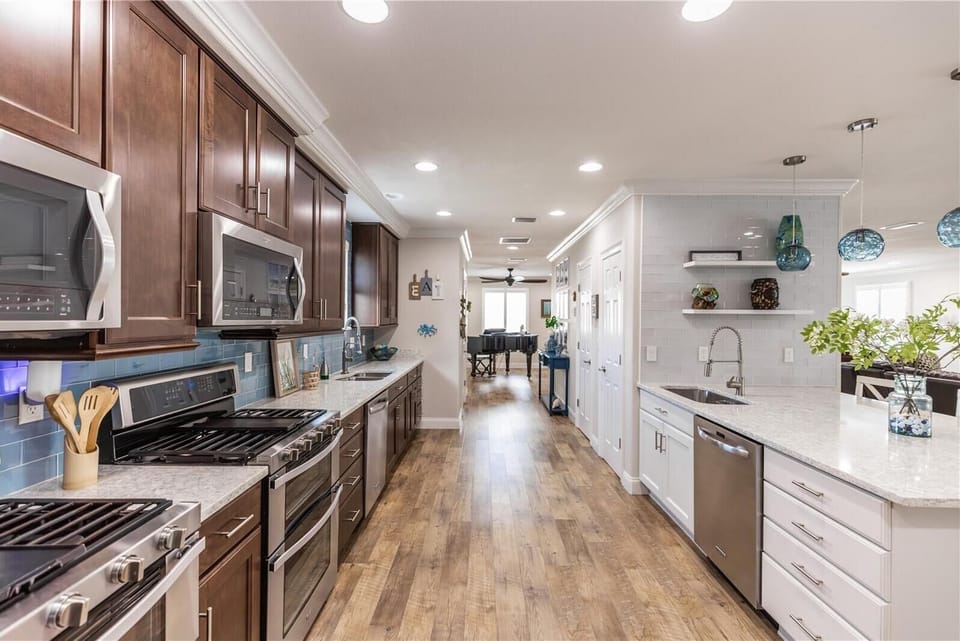 Large Kitchen