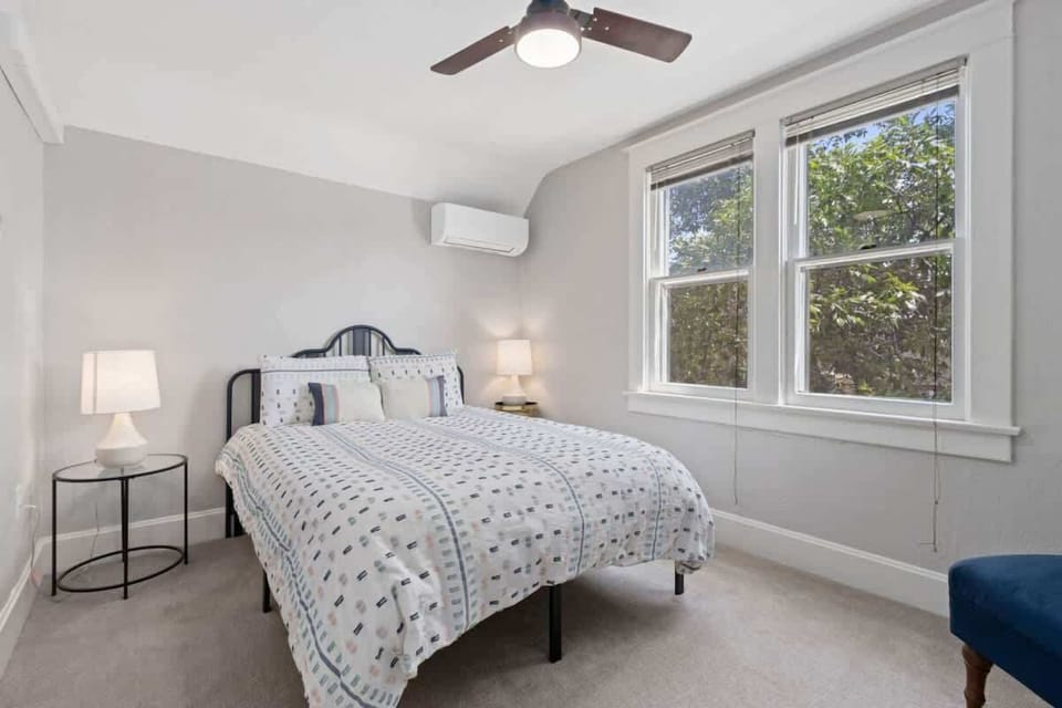 Bedroom with Queen Bed