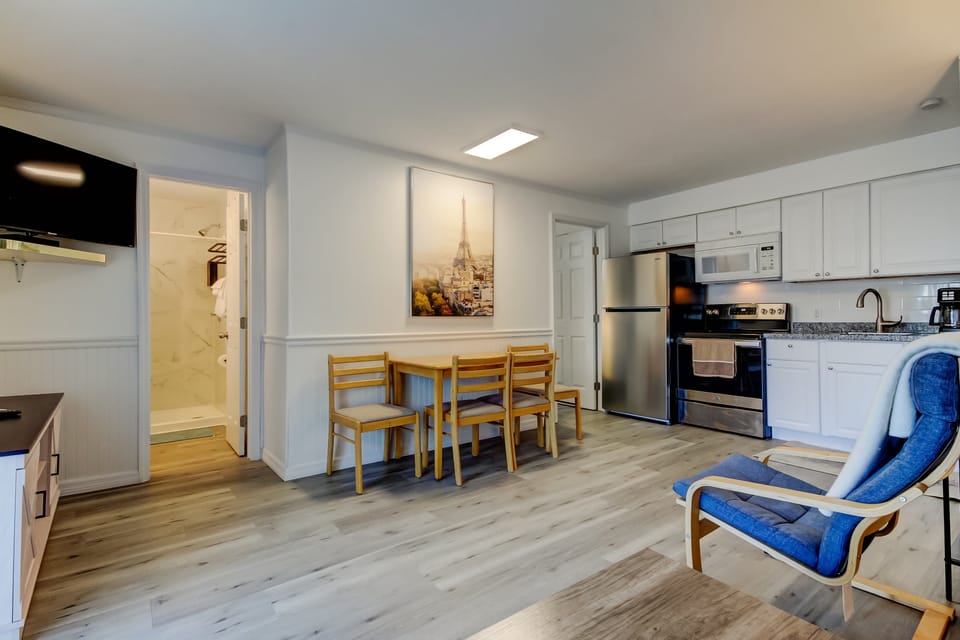 Kitchen, Dining & Living area