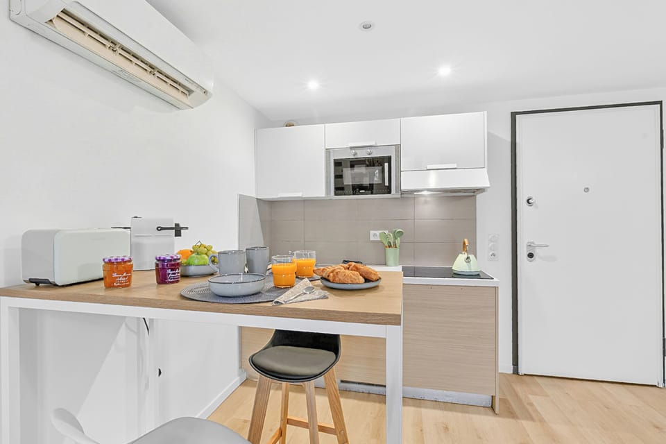 Kitchen and dining area