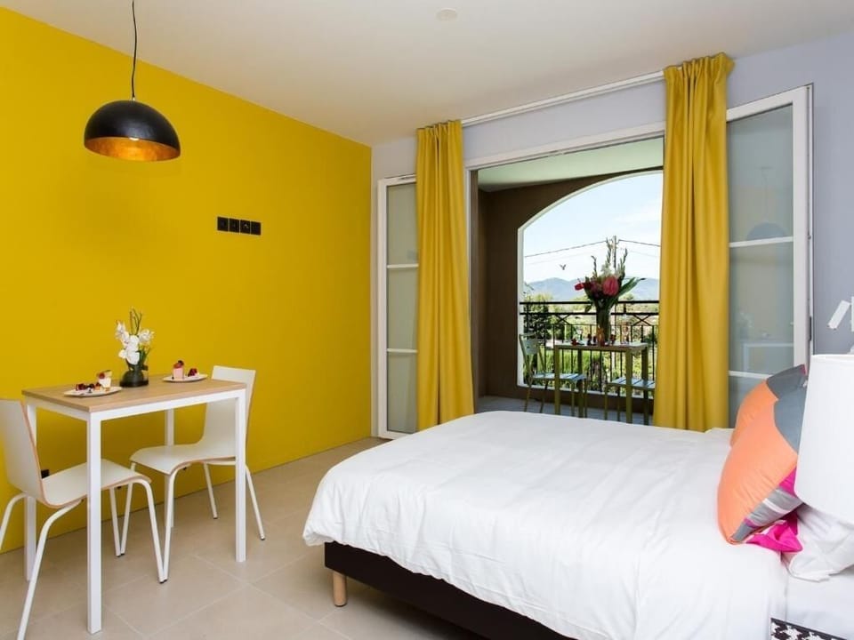 Settle in with bright, modern comfort and an easy workspace.