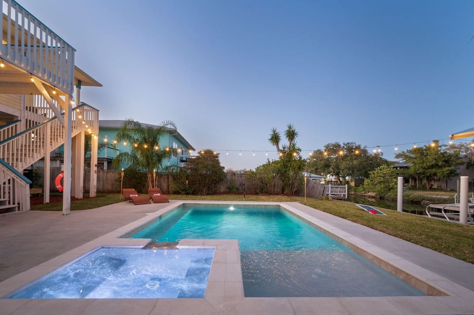 Just added: a sparkling private heated saltwater pool for your stay. This is NOT a HOT TUB.