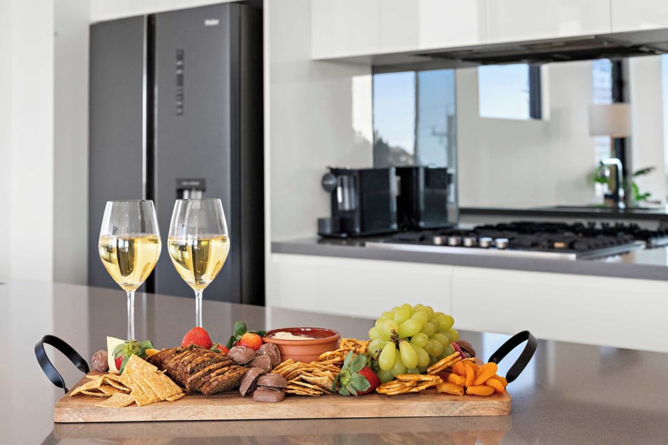 Shellharbour Seaview Luxury Escape 