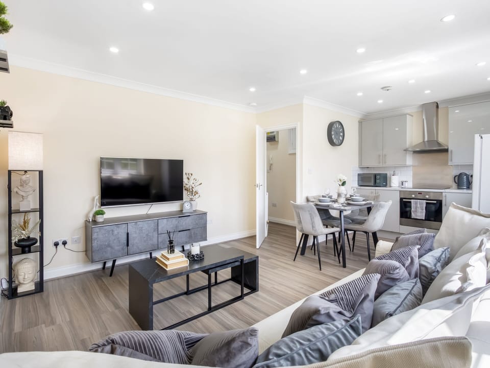 Living Room / Lounge