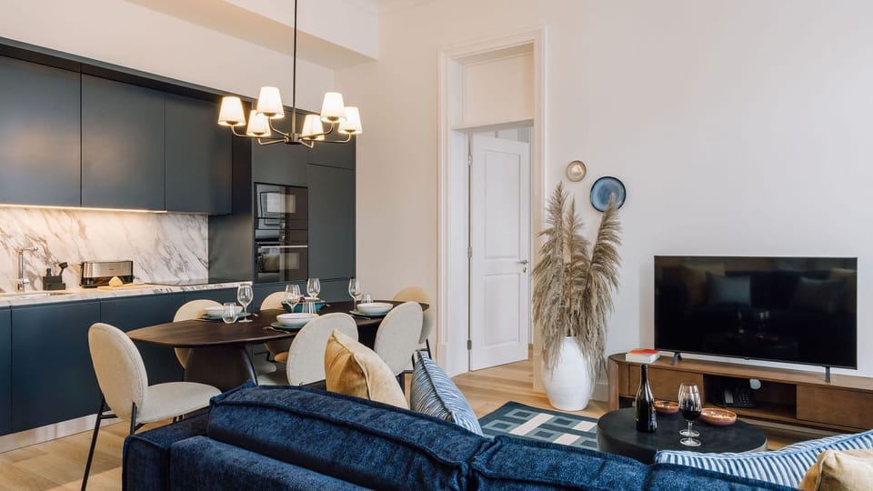 A peaceful living area with soft tones — perfect for relaxing after a day exploring Lisbon.
 #AndoLiving #Portugal #Santos #LisbonVibes #CozyMoments