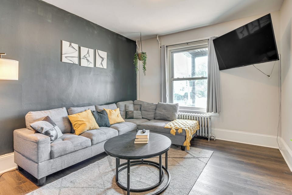 Stroudsburg Vacation Rental | 3BR | 1.5BA | Stairs Required | 1,200 Sq Ft