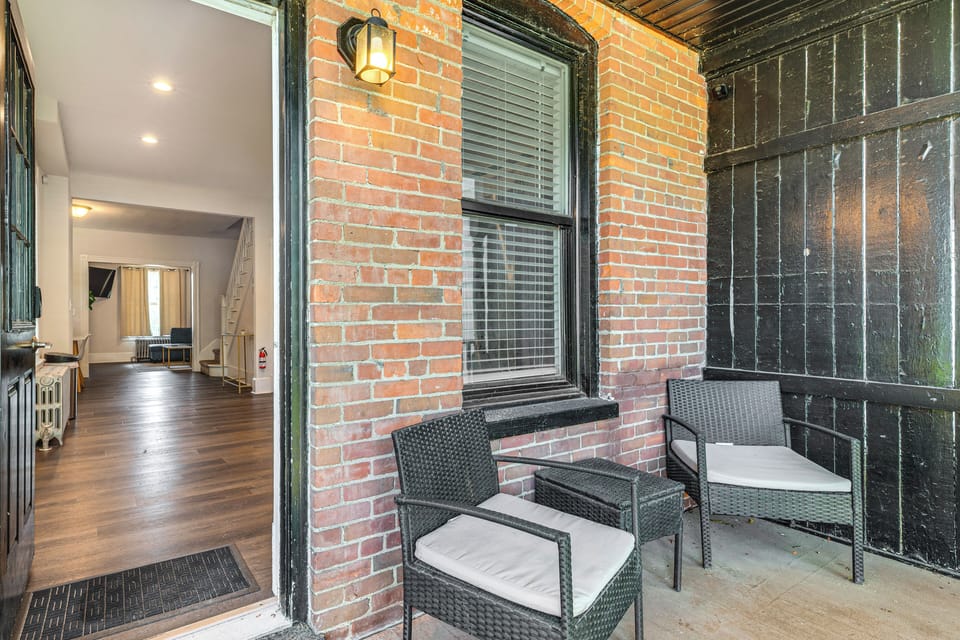 Front Entrance & Porch