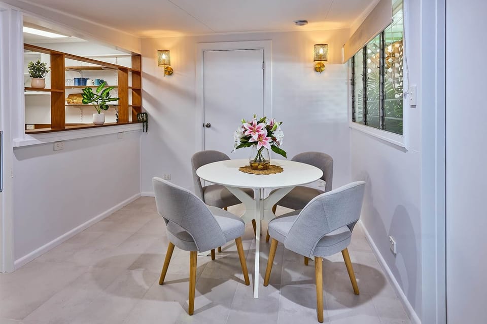 Dining Area Studio Esme