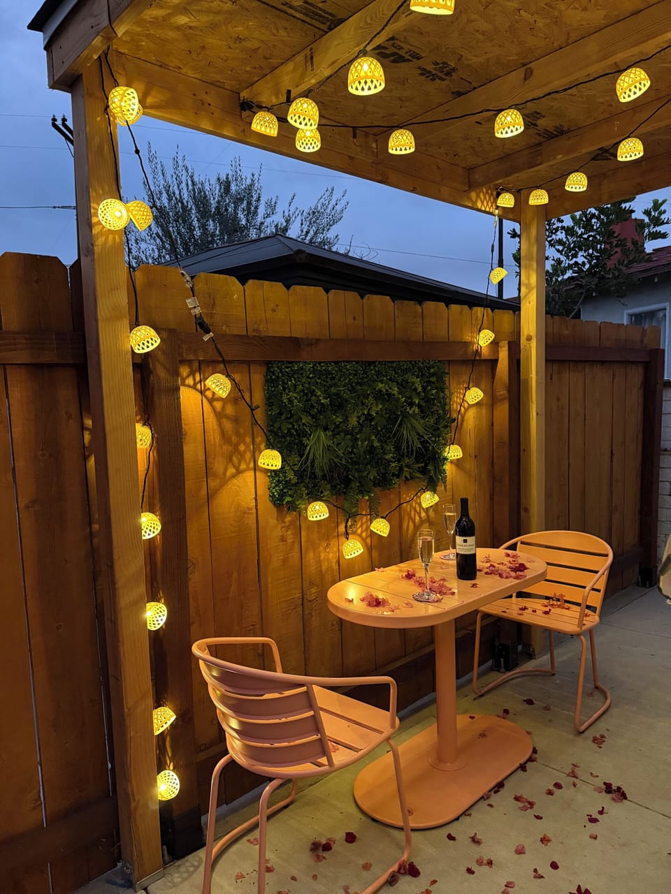 Outdoor dining