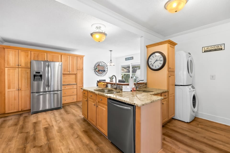 The laundry is conveniently located right off the kitchen. We provide the detergent and dryer sheets!