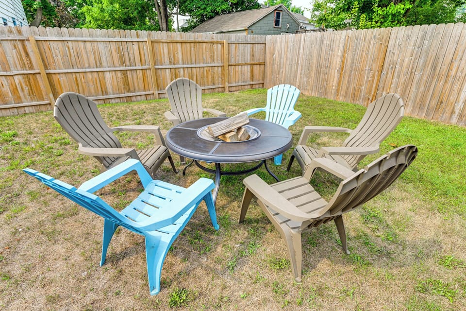 Shared Yard | Fire Pit | Private Gas Grill