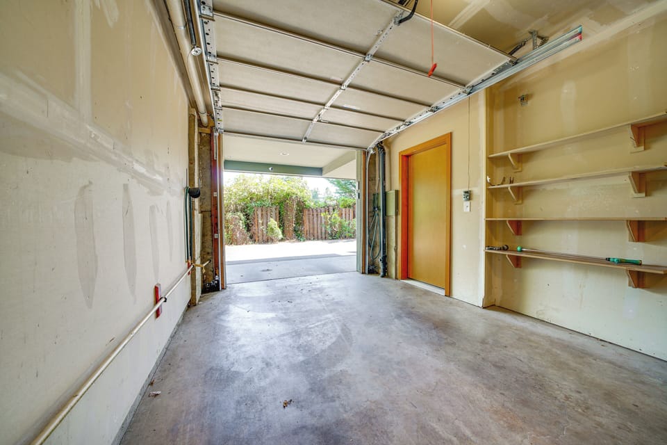 Garage | 1st Floor