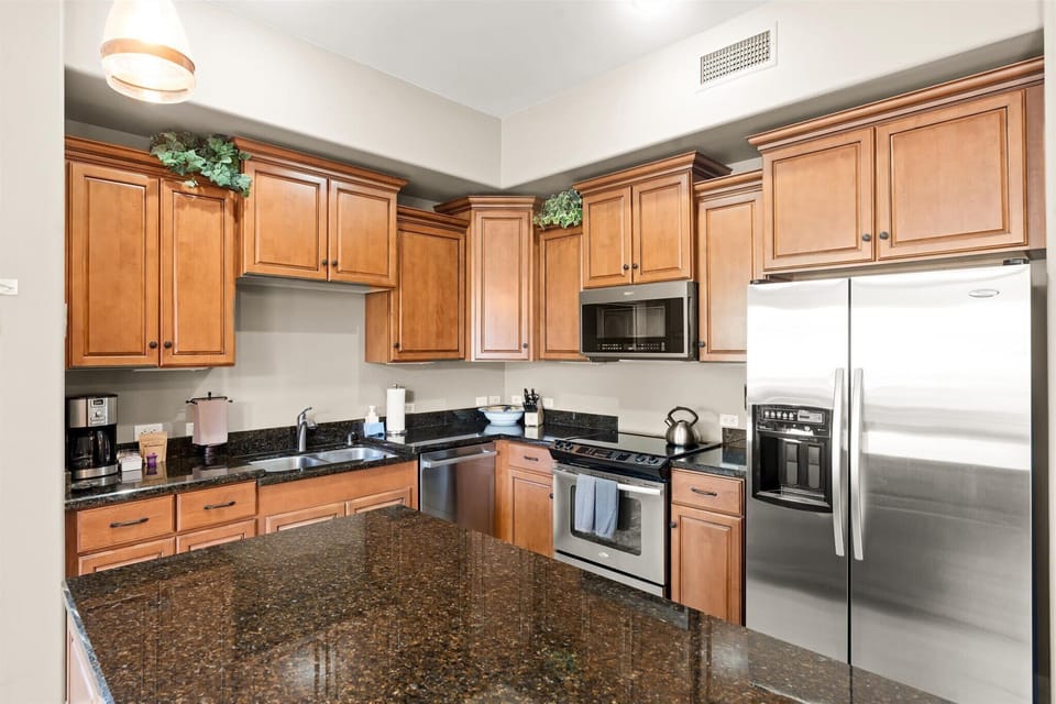 Fueling your adventures, one meal at a time! Our kitchen is ready for your morning coffee or a light dinner after a day of exploring. 