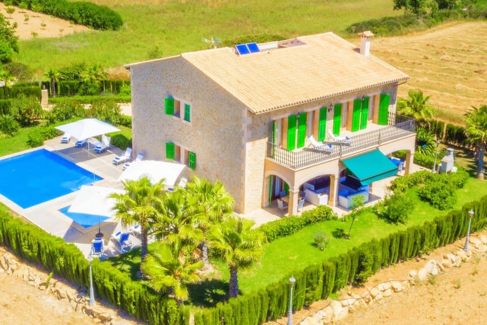 Holiday Home Exterior [summer]
