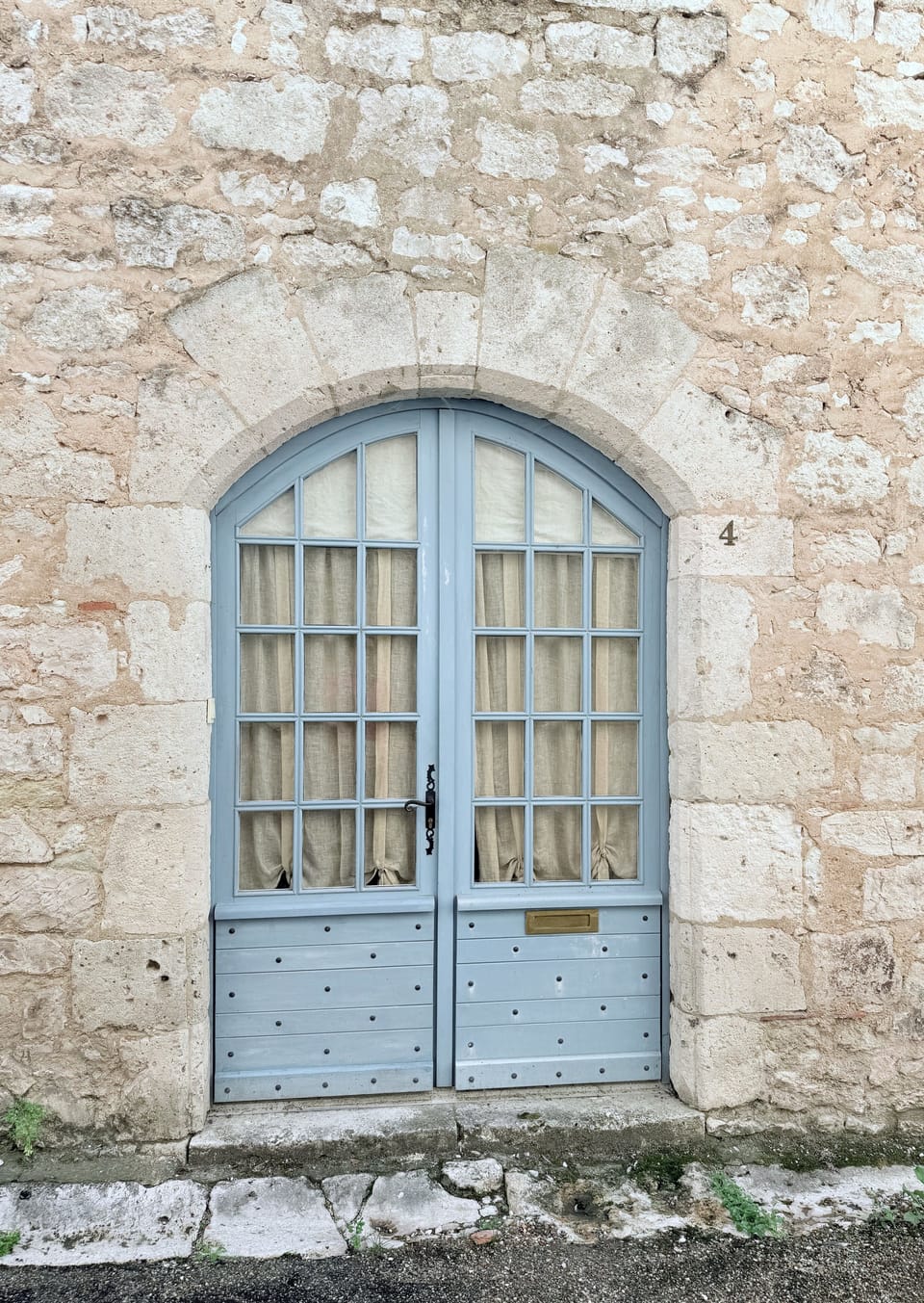 Entrance gate