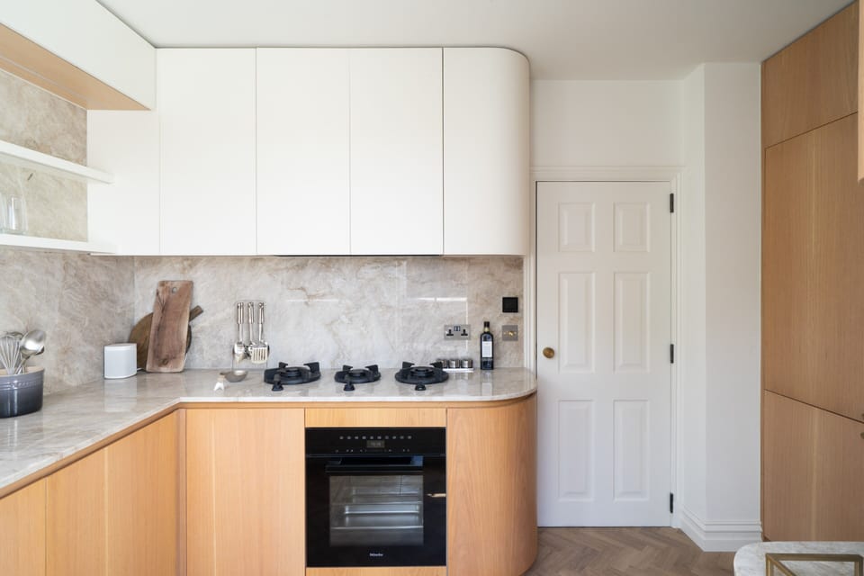 Fully Equipped Kitchen Gas Hob