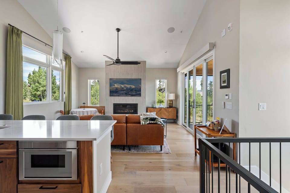 A beautiful common area connected to the full kitchen