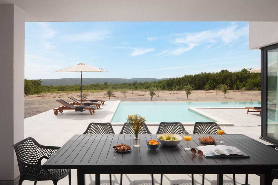 Dinning area outdoor