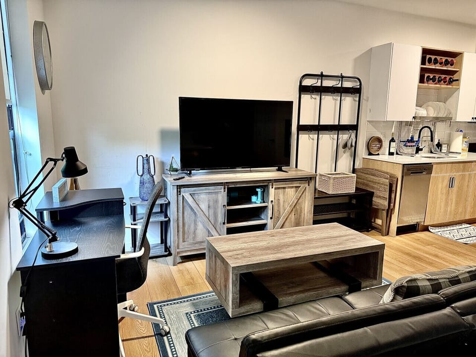 Living Space & Work Station