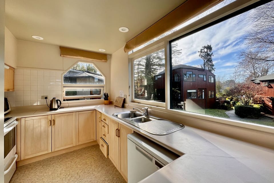 10 kitchen 2