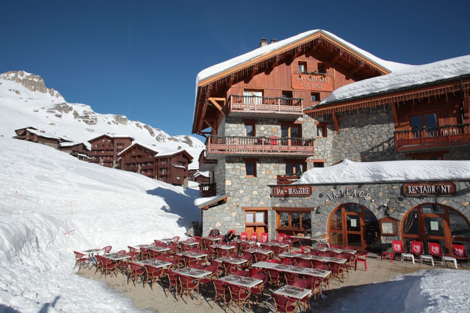 Enjoy lunch in the sun or a cozy dinner outdoors, just steps from your apartment.