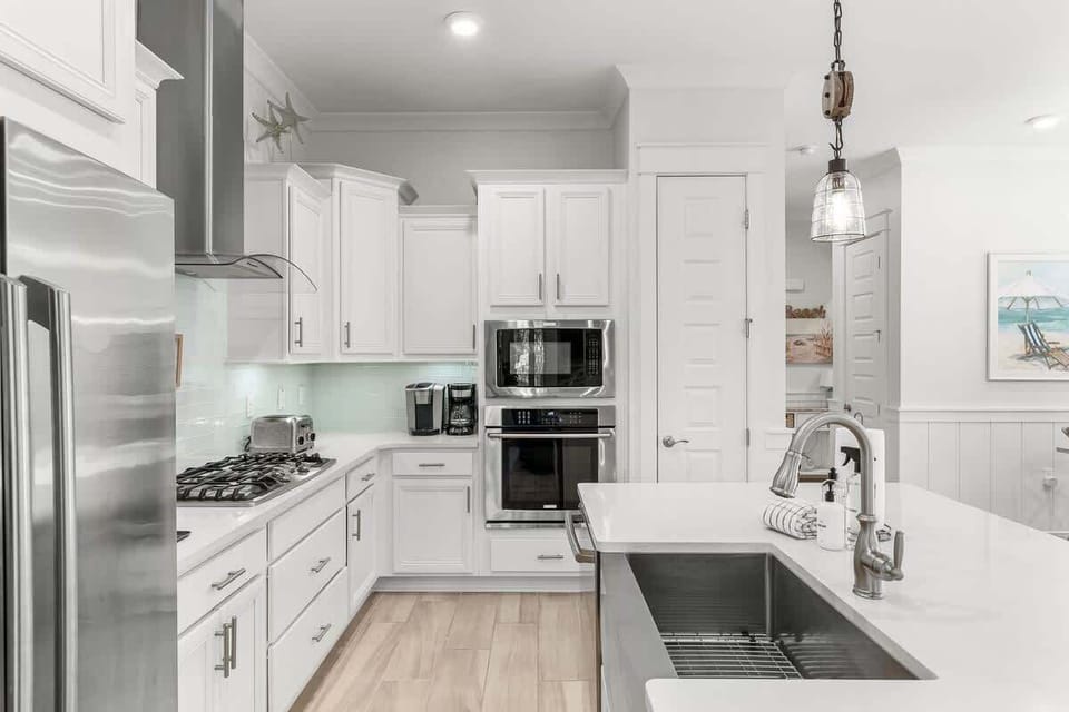 Enjoy cooking with family in the gourmet kitchen!