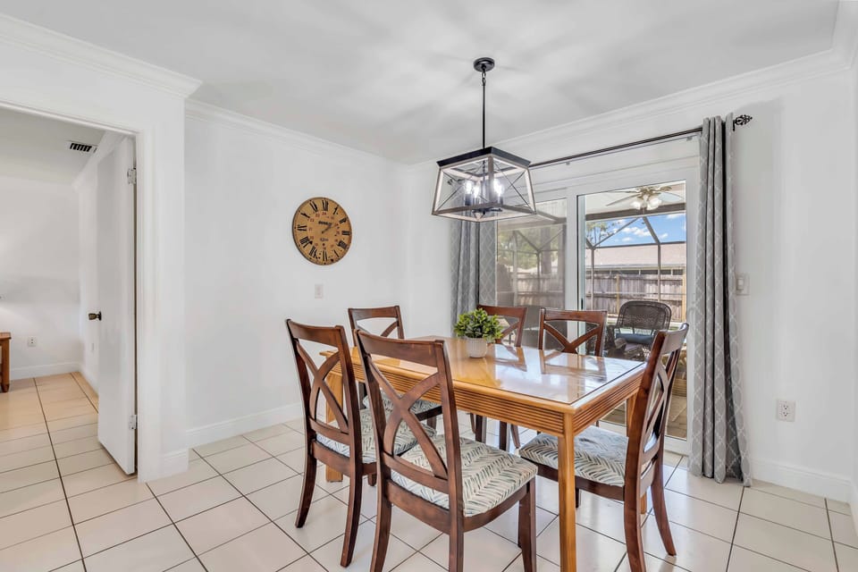 Enjoy your favorite meals together at the dining table