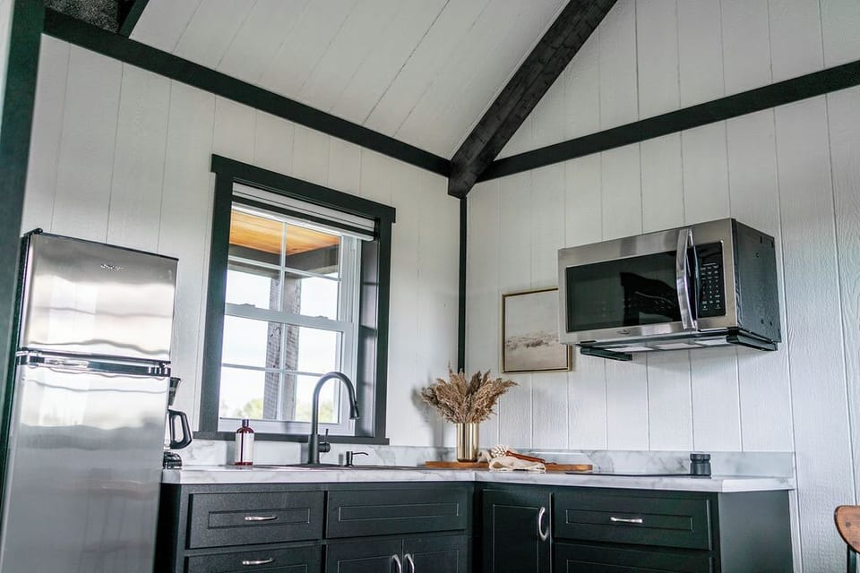 Enjoy making delicious meals in the kitchenette