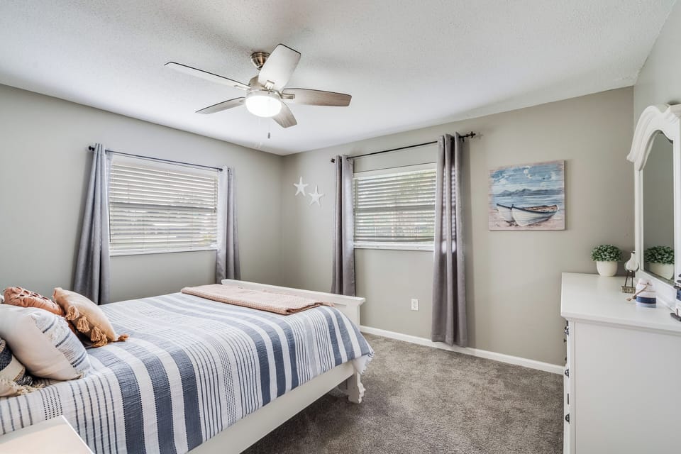 A beach theme that brings relaxing and tranquil vibes.