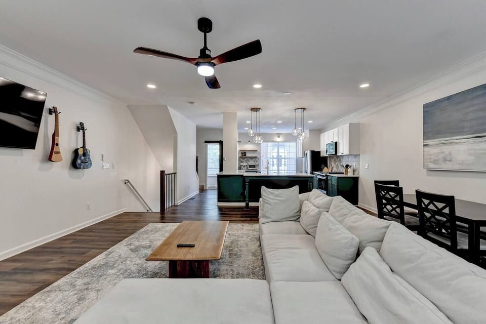 1dcf7179-78a8-4819-8081-d4663c510f70