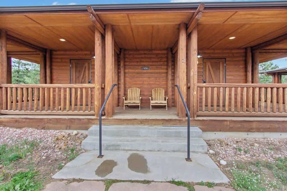 Ute Shared Porch
