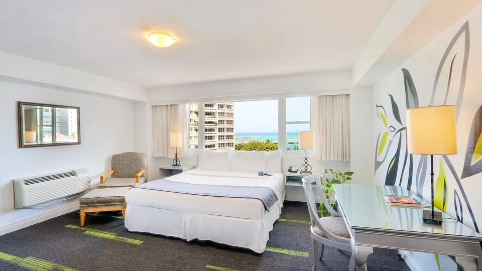 Unit with 1 King size bed