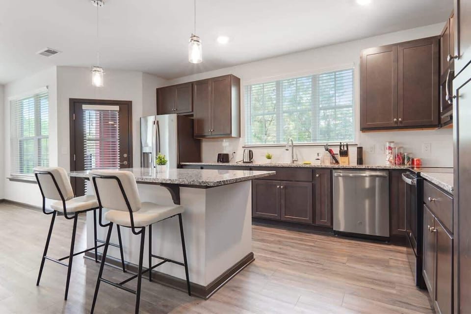 Embark on culinary adventures in our modern, fully equipped kitchen—the heart of your stay. Aesthetic and functional, it's a canvas for creating delicious meals and unforgettable moments.