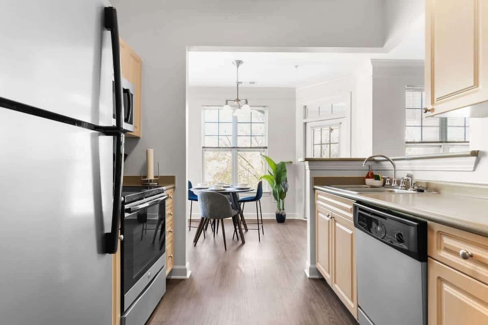 A sleek, well-equipped kitchen with everything you need to cook and entertain effortlessly.