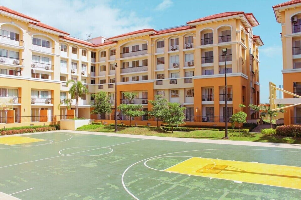 Sport court