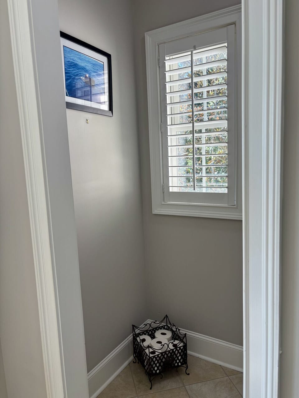Water Closet in Primary Bedroom En Suite Bathroom