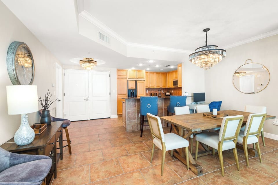 Dining Room 1.0