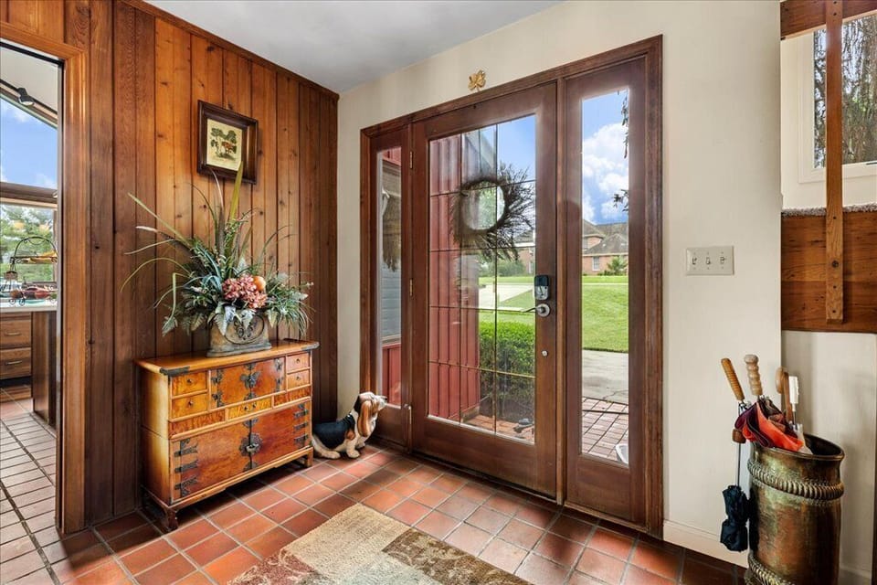 Entry way, Welcome guests!