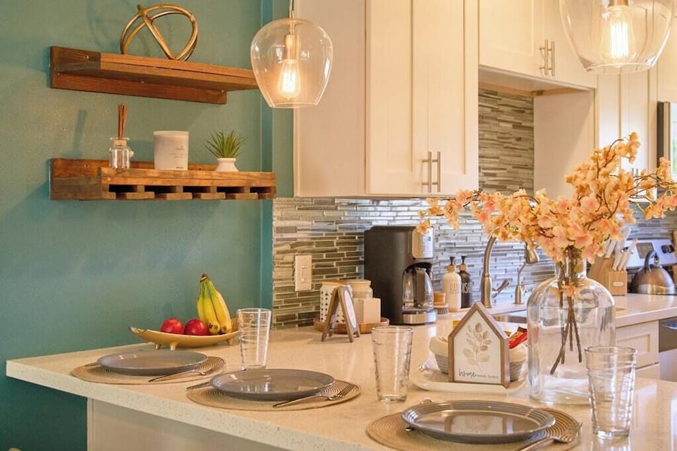 Feel at home as you entertain your guests in the full kitchen 