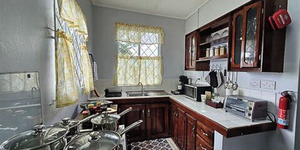 Fully equipped kitchen