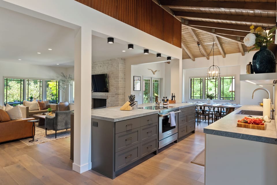 Expansive eat-in island with induction cooktop and oven